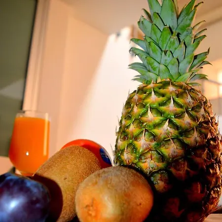 Abraxia Panzió Comiso