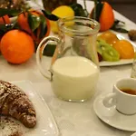 Abraxia Bed & Breakfast 4*