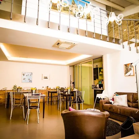 Abraxia Bed & Breakfast