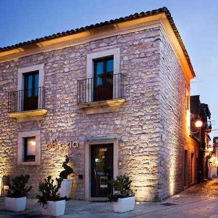 Abraxia Bed & Breakfast 4*