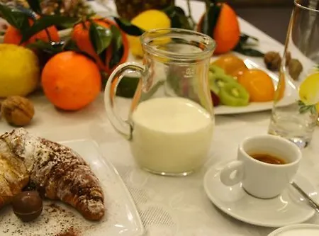 Abraxia Bed & Breakfast 4*